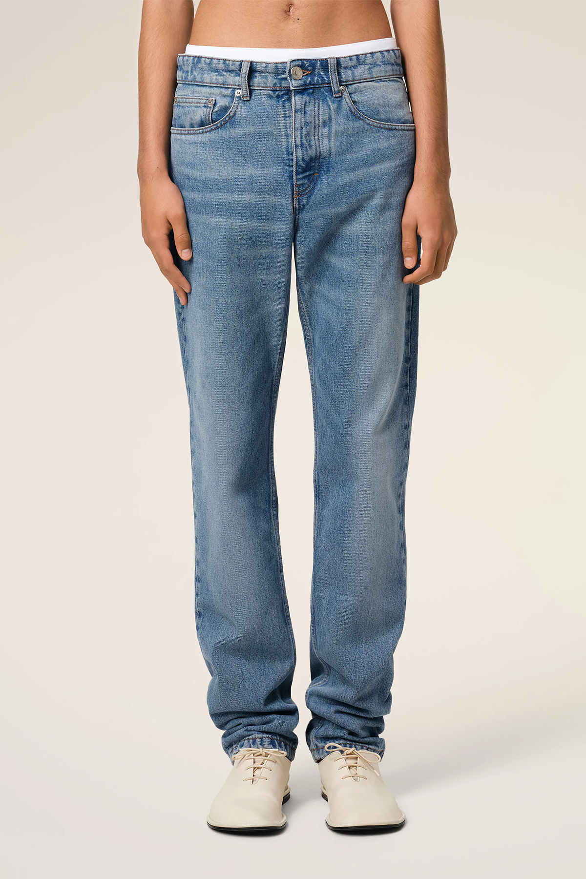 AMI Paris Herren Classic-Fit Jeans Blau BLEU USED 480E25 Bild 3