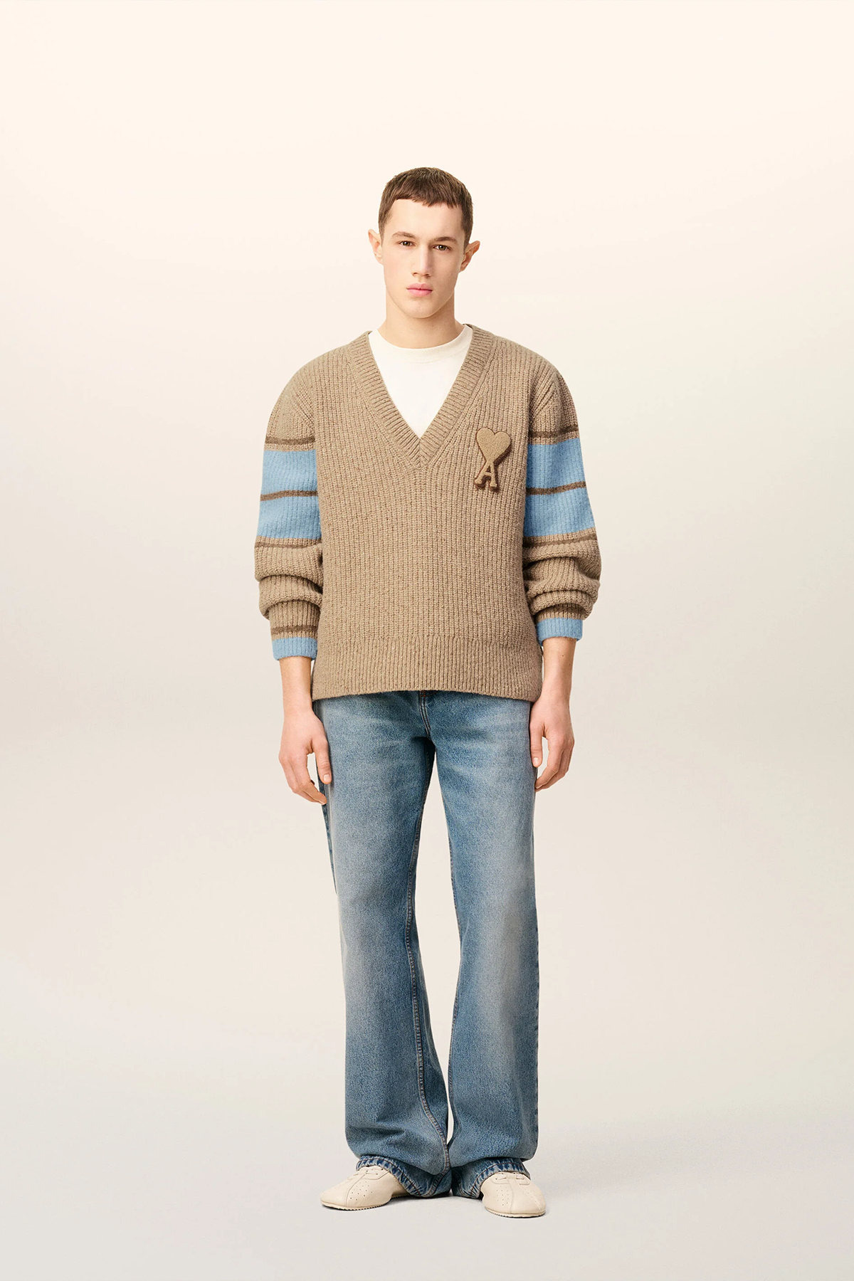 AMI Paris Herren College-Strickpullover Braun CAMEL 280H25 Bild 2