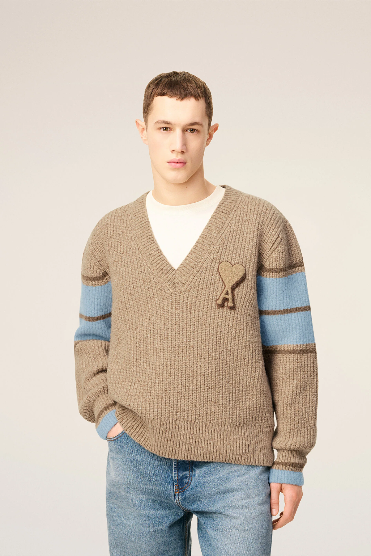 AMI Paris Herren College-Strickpullover Braun CAMEL 280H25 Bild 3