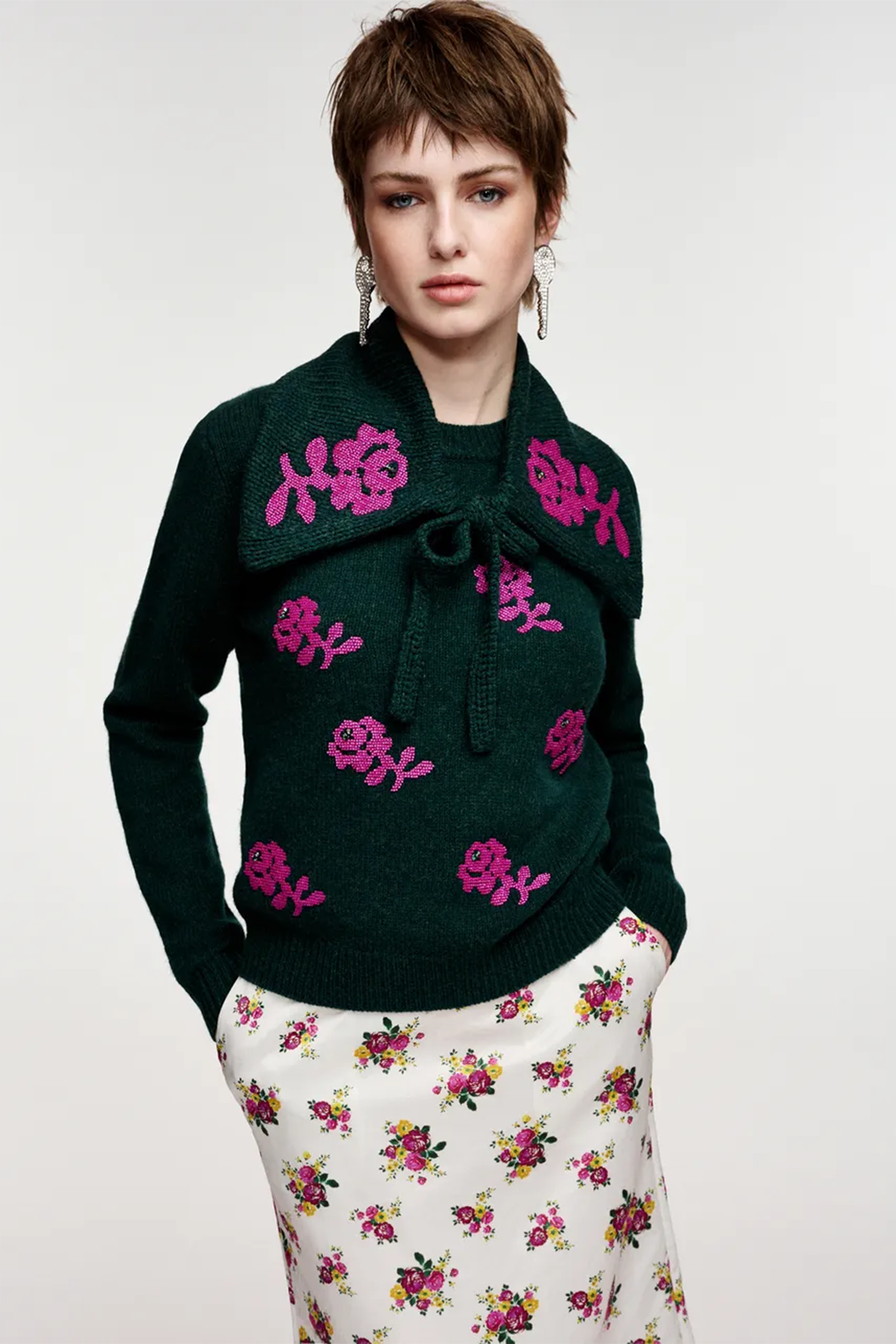 Essentiel Antwerp Damen Jacquard-Wollpullover mit Blumenmuster Korine Dunkelgrün K3FW Bild 2