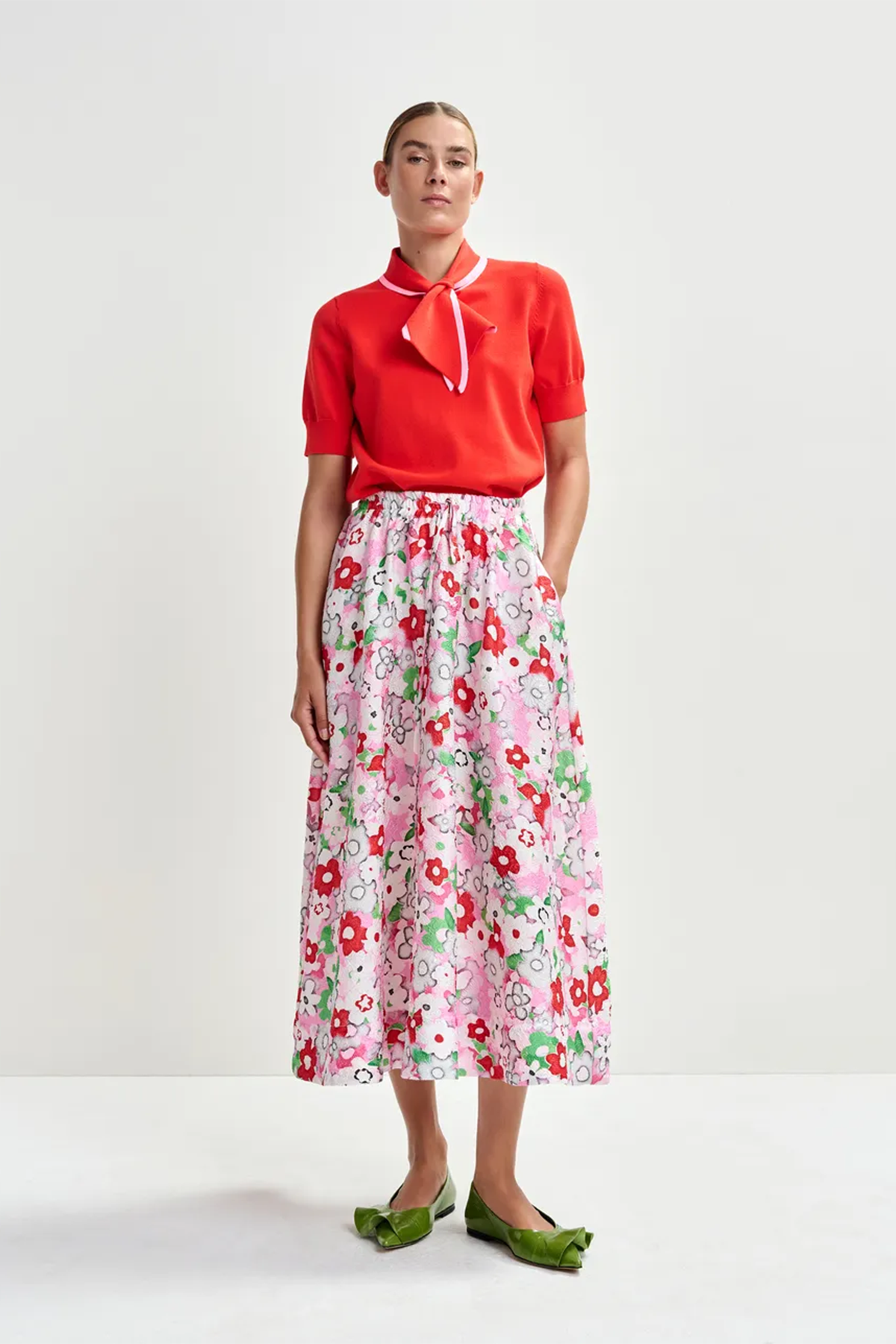 Essentiel Antwerp Damen Midirock mit Blumenmuster Julianne Bunt ROSA Bild 2