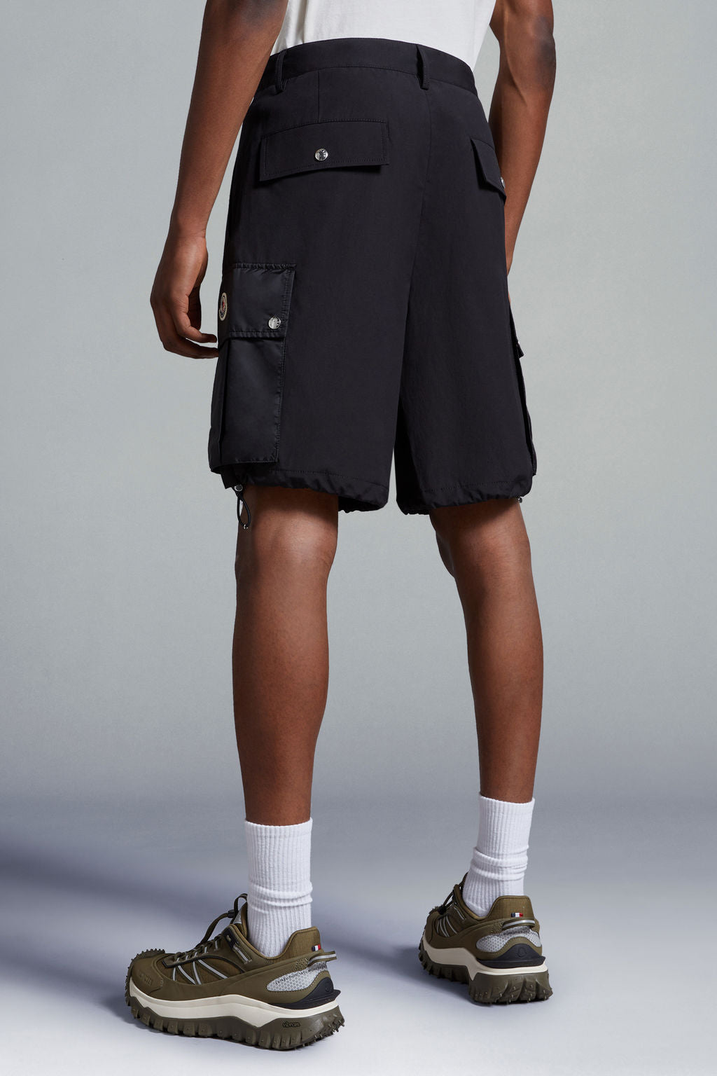 Moncler Herren Cargoshorts Schwarz SCHWARZ Bild 4