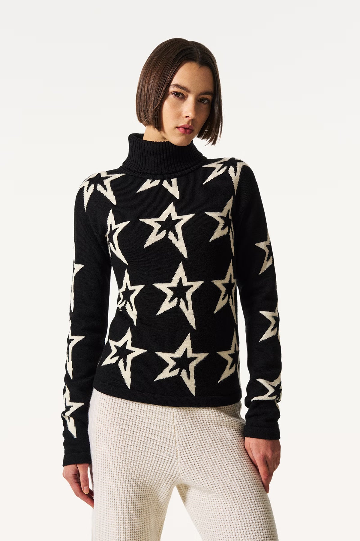 Perfect Moment Damen Strickpullover Stardust Black/Snow White logo star print - black/snow white star Bild 3