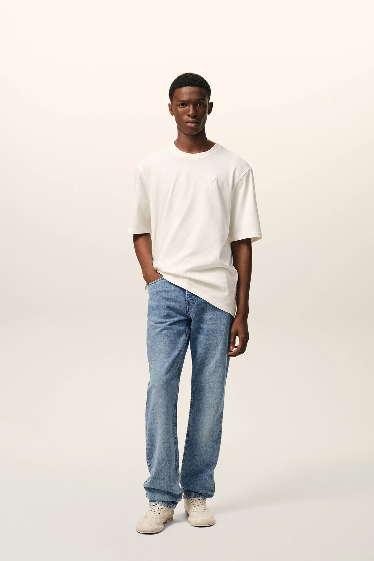 AMI Paris Herren Classic-Fit Jeans Blau BLAU Bild 2