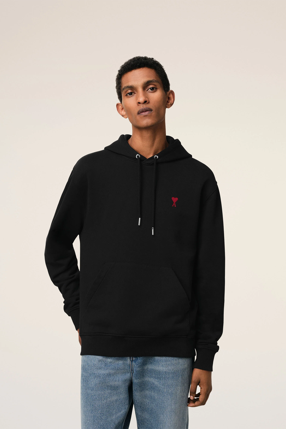 AMI Paris Herren Hoodie Schwarz NOIR 001BFS Bild 2
