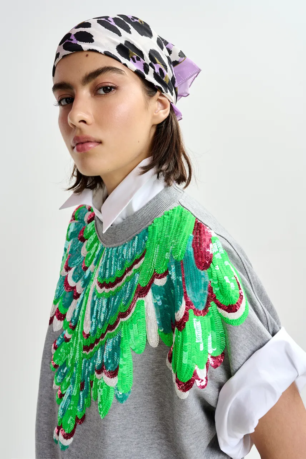 Essentiel Antwerp Damen Seidentuch Jacynthia Weiss/Schwarz/Violett BUNT Bild 2