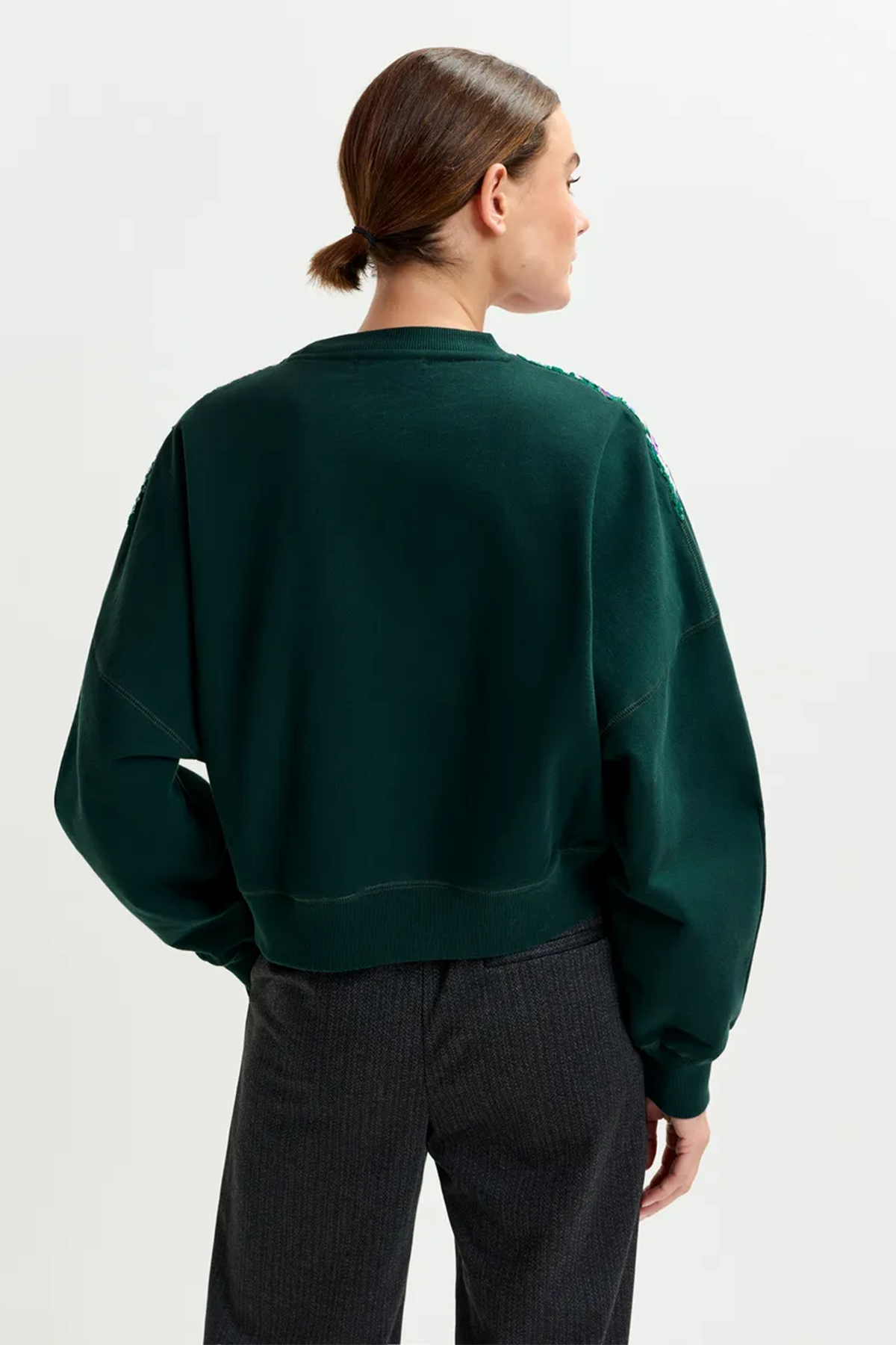 Essentiel Antwerp Damen Sweatshirt Issu Dunkelgrün Combo1 Paula's Choice I1PC Bild 3