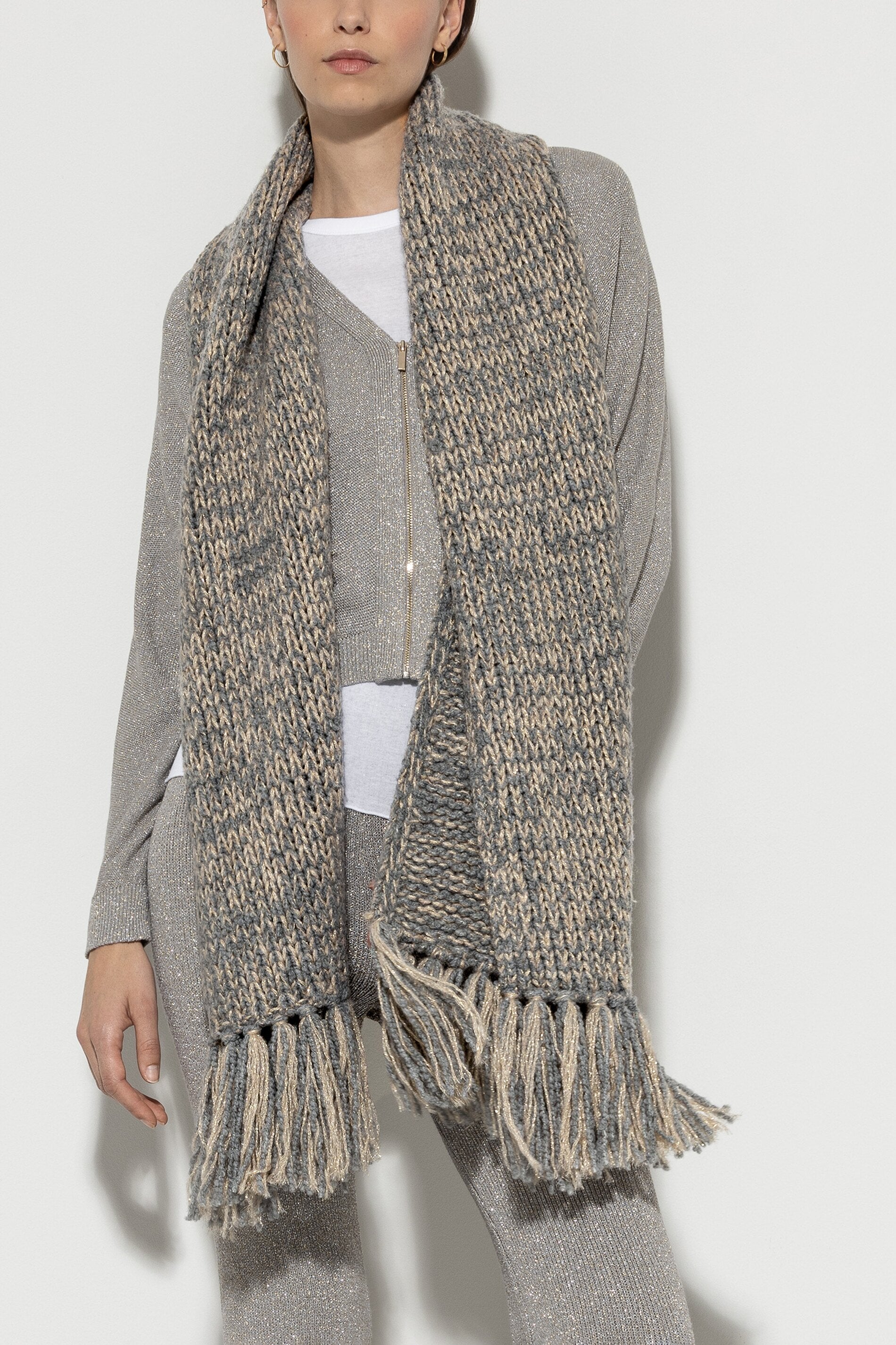 Luisa Cerano Damen Bouclé-Strickschal Grau GRAU Bild 2