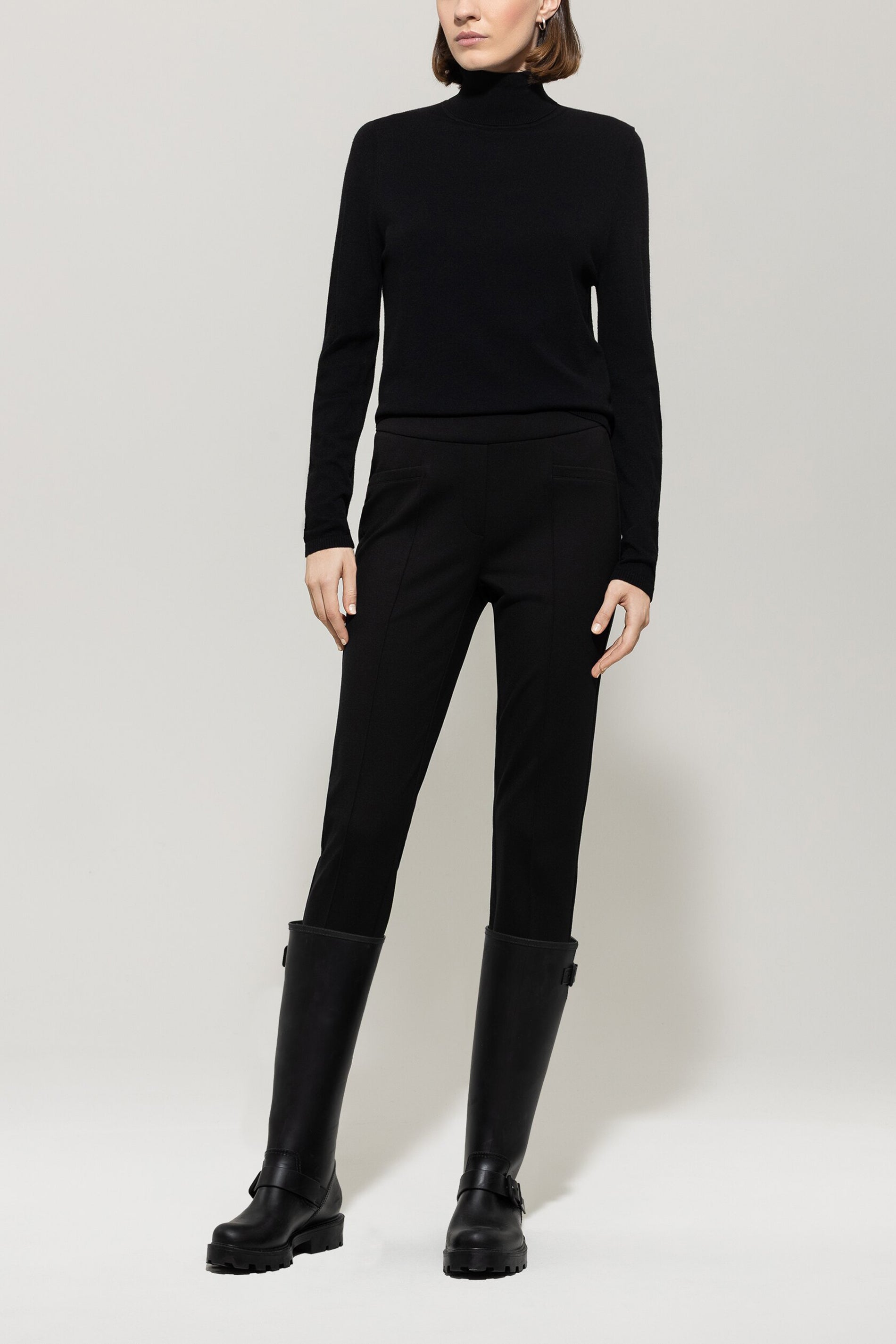 Luisa Cerano Damen Joggpants aus Punto Milano, Schwarz 0001 black Bild 2
