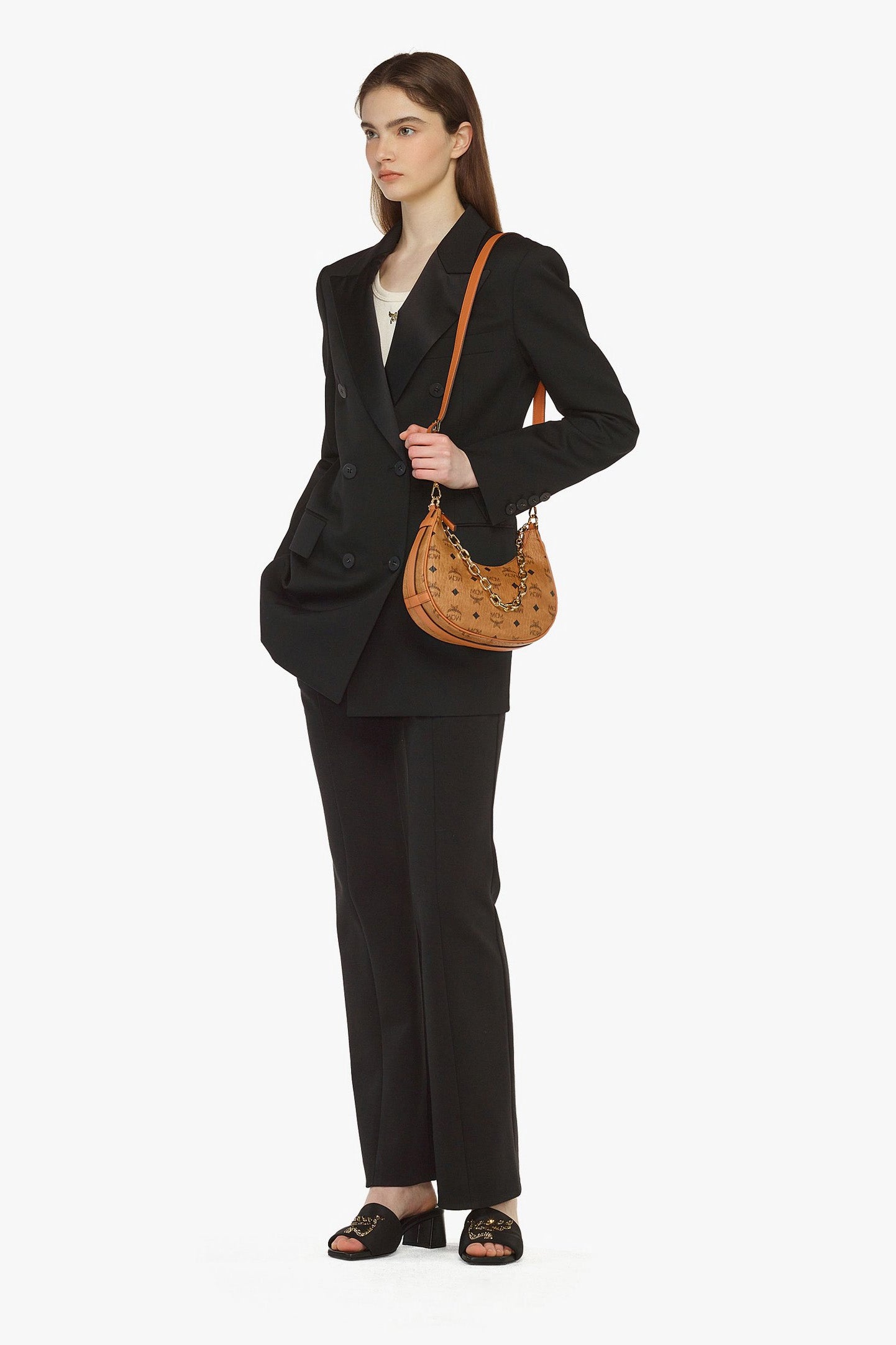 MCM Damen Schultertasche Aren Small Cognac COGNAC-BRAUN Bild 2
