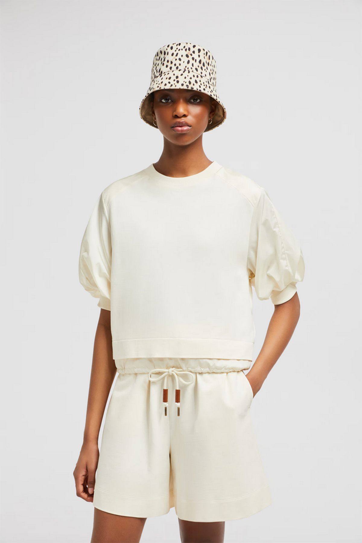 Moncler Damen T-Shirt Creme Weiss NATUR-WEISS Bild 2
