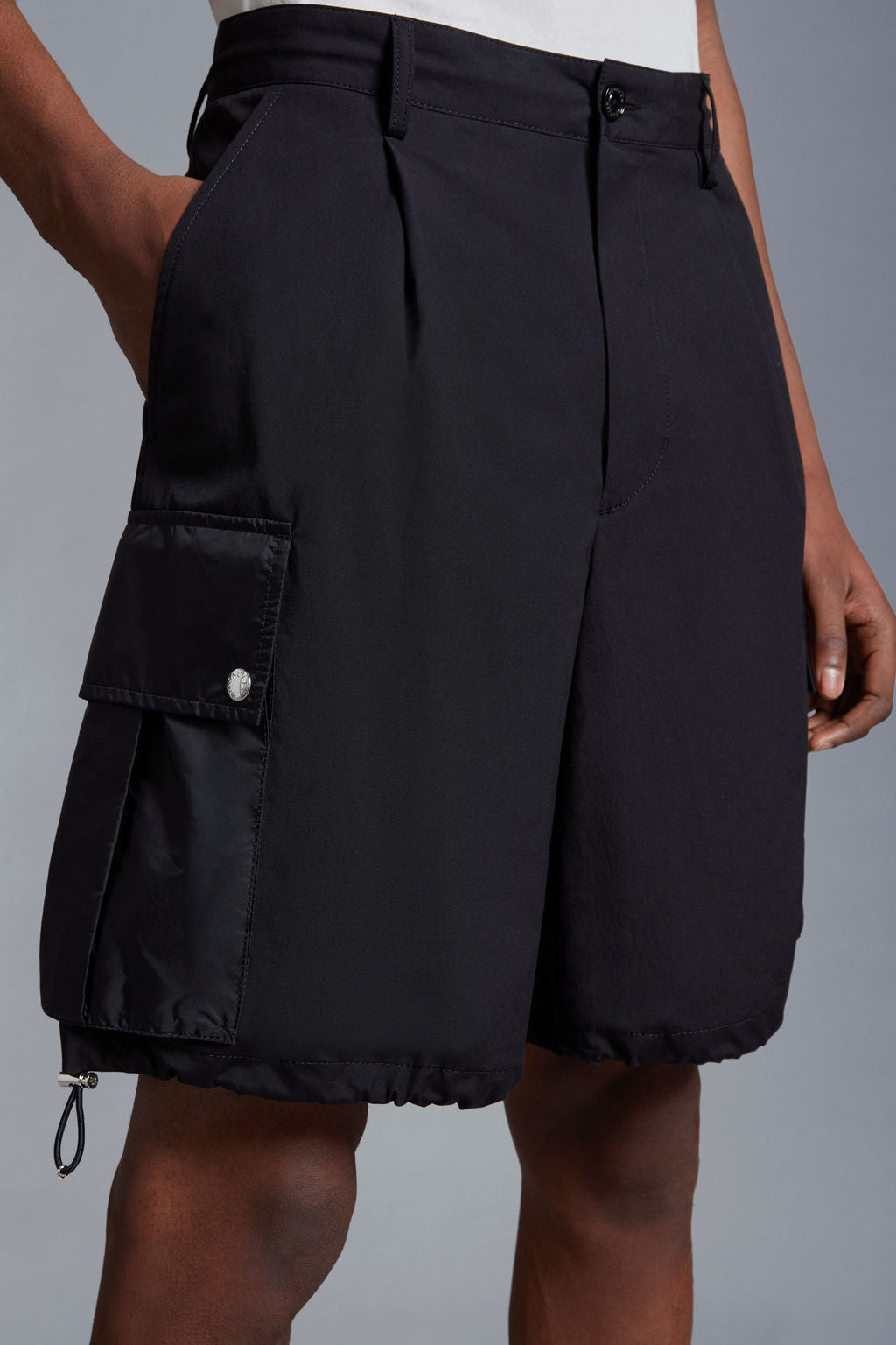 Moncler Herren Cargoshorts Schwarz SCHWARZ Bild 6