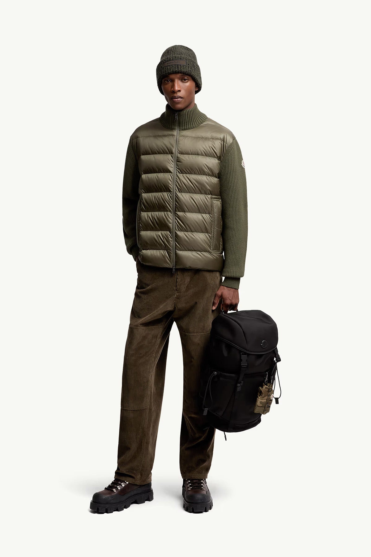 Moncler Herren Strickjacke mit Daunenfront Olive 818 Bild 2